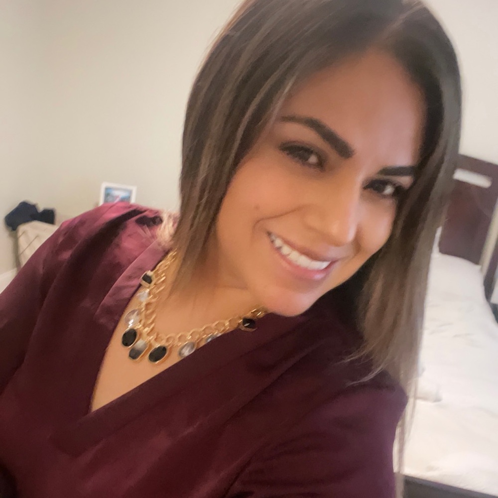 Meet your Posher, Veronica